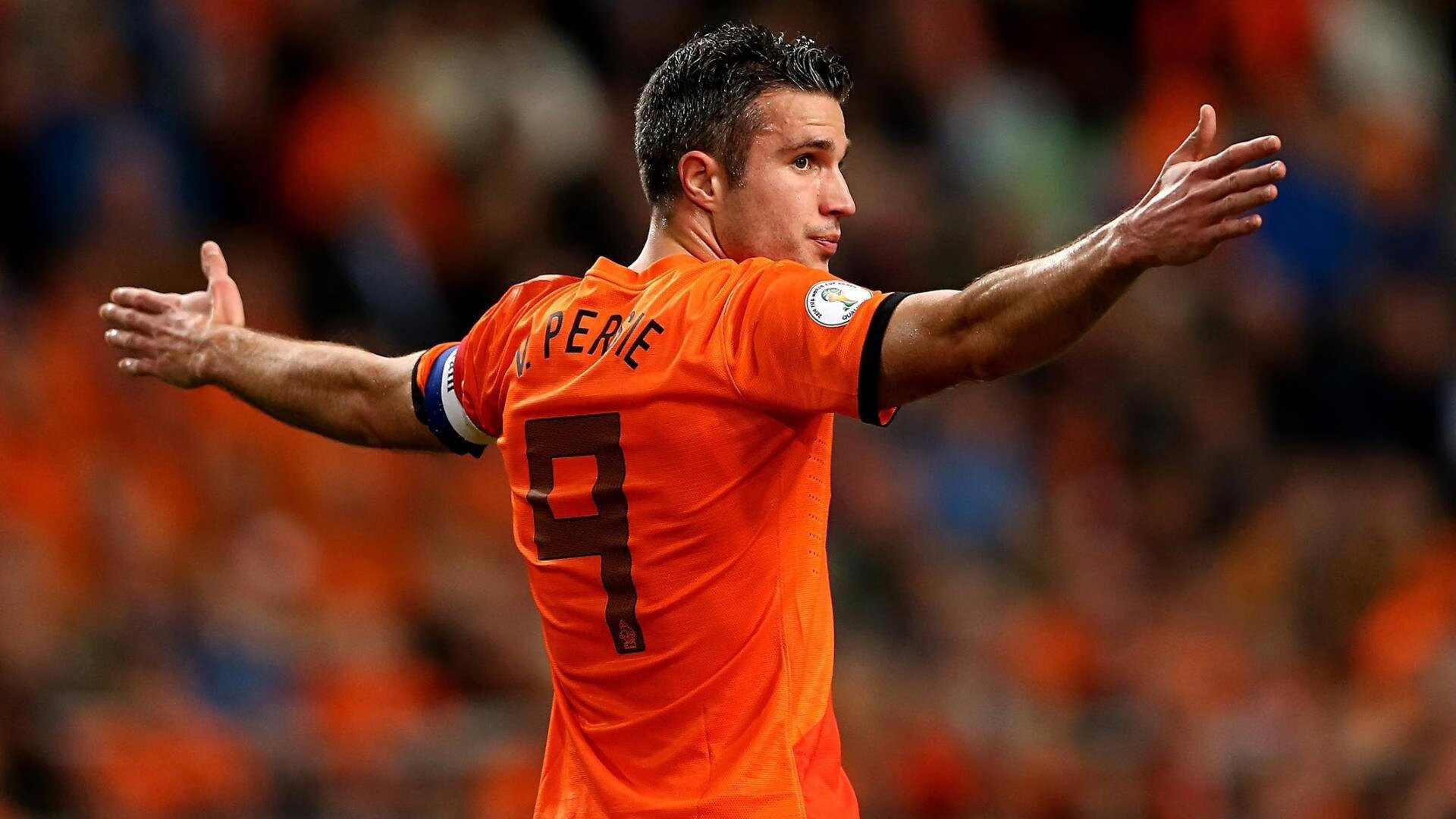 球员在国际赛场上以关键抢点制胜成为热门话题，球员们在赛场上展现